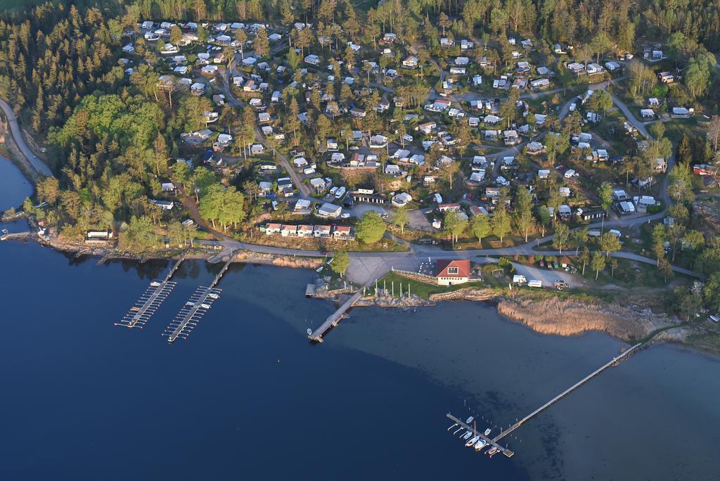 Anfasteroed Gardsvik - Badstugorna ยุงส์ชิลเล ภายนอก รูปภาพ